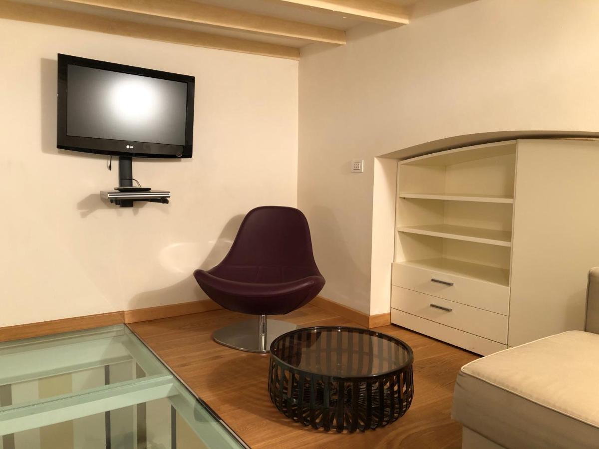 La Casina In Burlamacchi มิลาน ภายนอก รูปภาพ