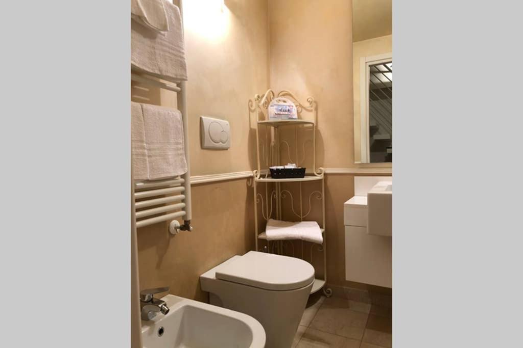 La Casina In Burlamacchi มิลาน ภายนอก รูปภาพ